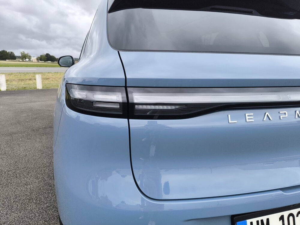 Occasion LEAPMOTOR B10 B10 REEV 18.8 kWh - 160 kW - Design