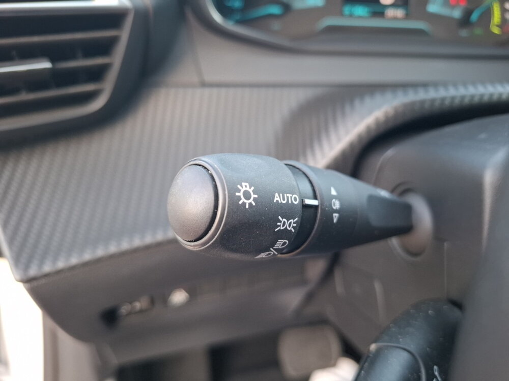 Occasion PEUGEOT 208 208 Electrique 50 kWh 136ch - Style