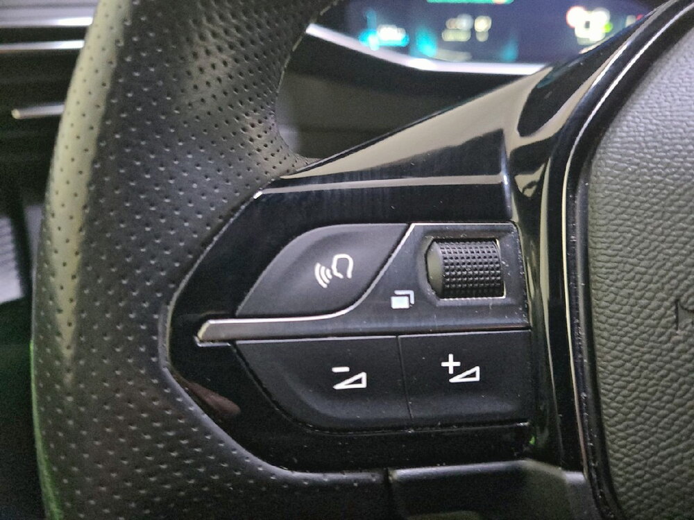 Occasion PEUGEOT 208 208 Electrique 50 kWh 136ch - GT Pack