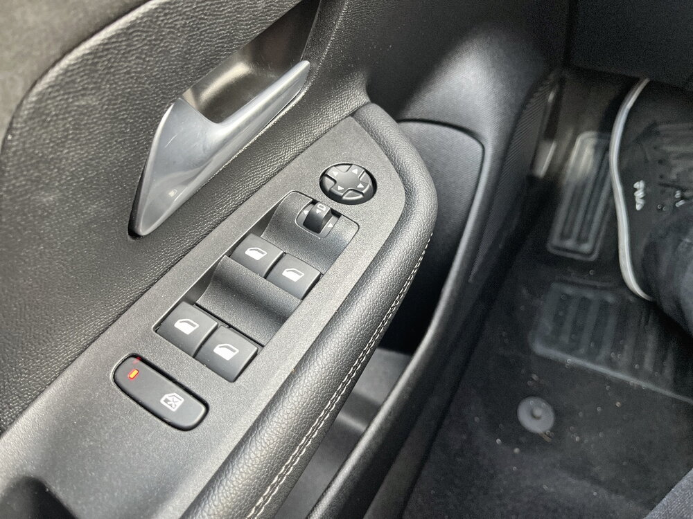 Occasion OPEL Mokka Mokka Electrique 136 ch & Batterie 50 kWh - Ultimate