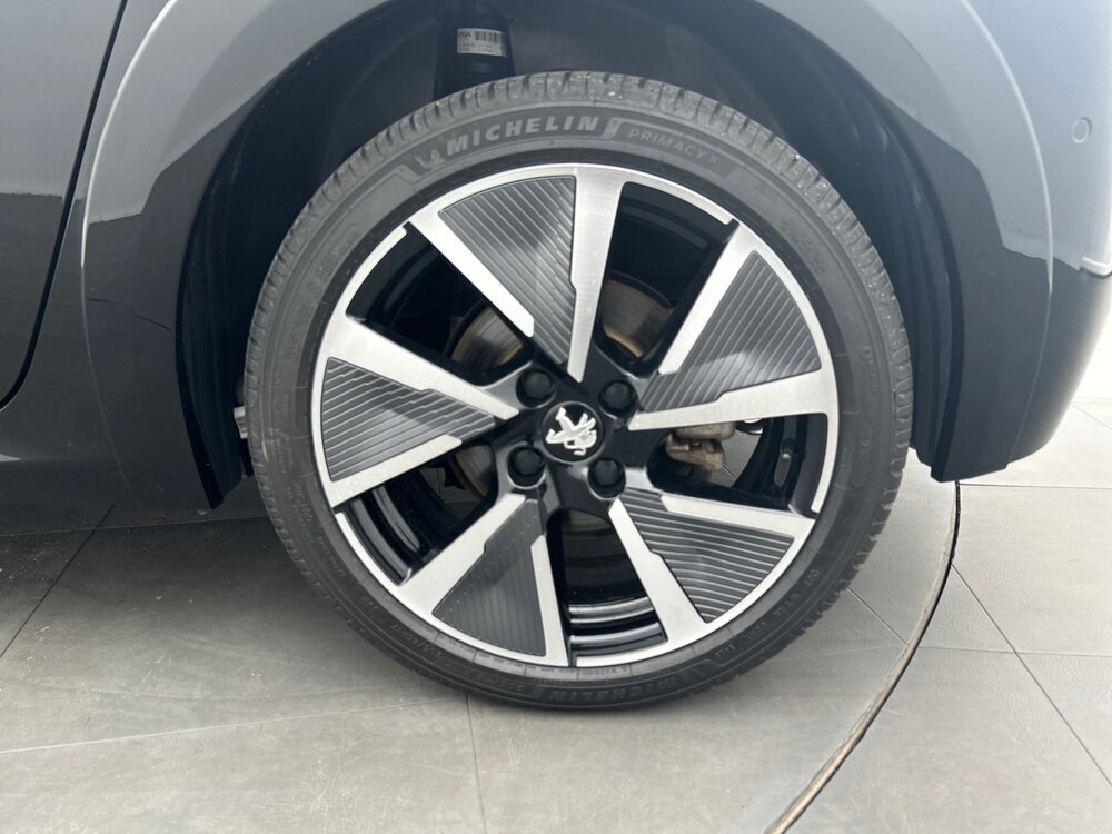 Occasion PEUGEOT 208 208 Electrique 50 kWh 136ch - GT