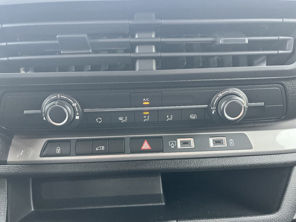 Occasion OPEL Vivaro VIVARO FGN DIESEL 150 CH M AUTOMATIQUE
