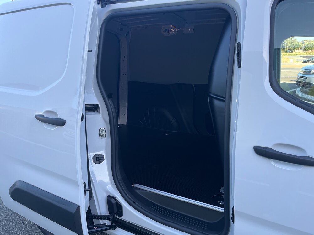 Occasion OPEL Combo COMBO CARGO M DIESEL 130 CH AUT.