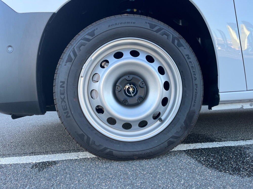 Occasion OPEL Combo COMBO CARGO M DIESEL 130 CH AUT.