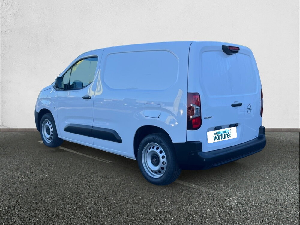 Occasion OPEL Combo COMBO CARGO M DIESEL 130 CH AUT.