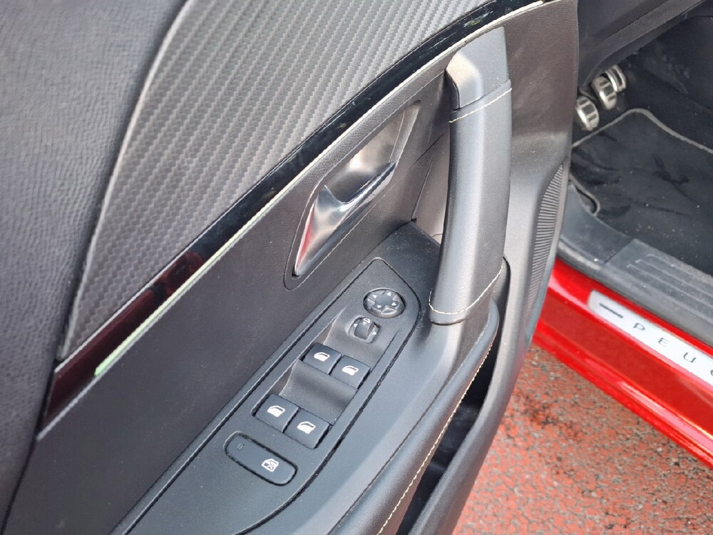 Occasion PEUGEOT 2008 2008 PureTech 130 S&S BVM6 - GT Line