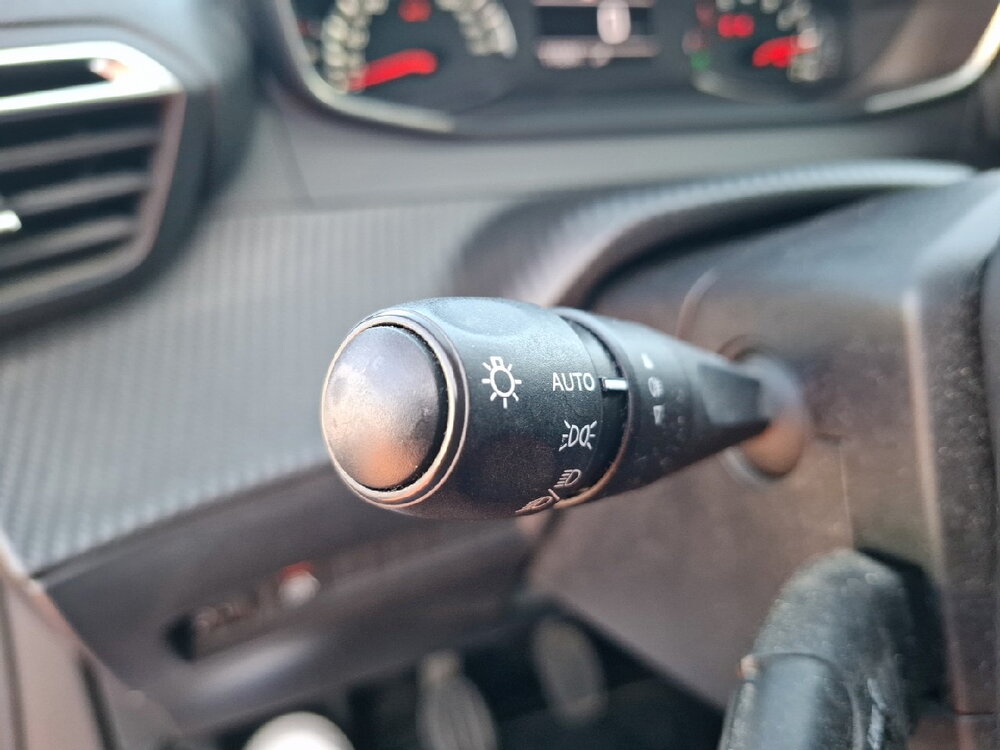 Occasion PEUGEOT 2008 2008 PureTech 100 S&S BVM6 - Style