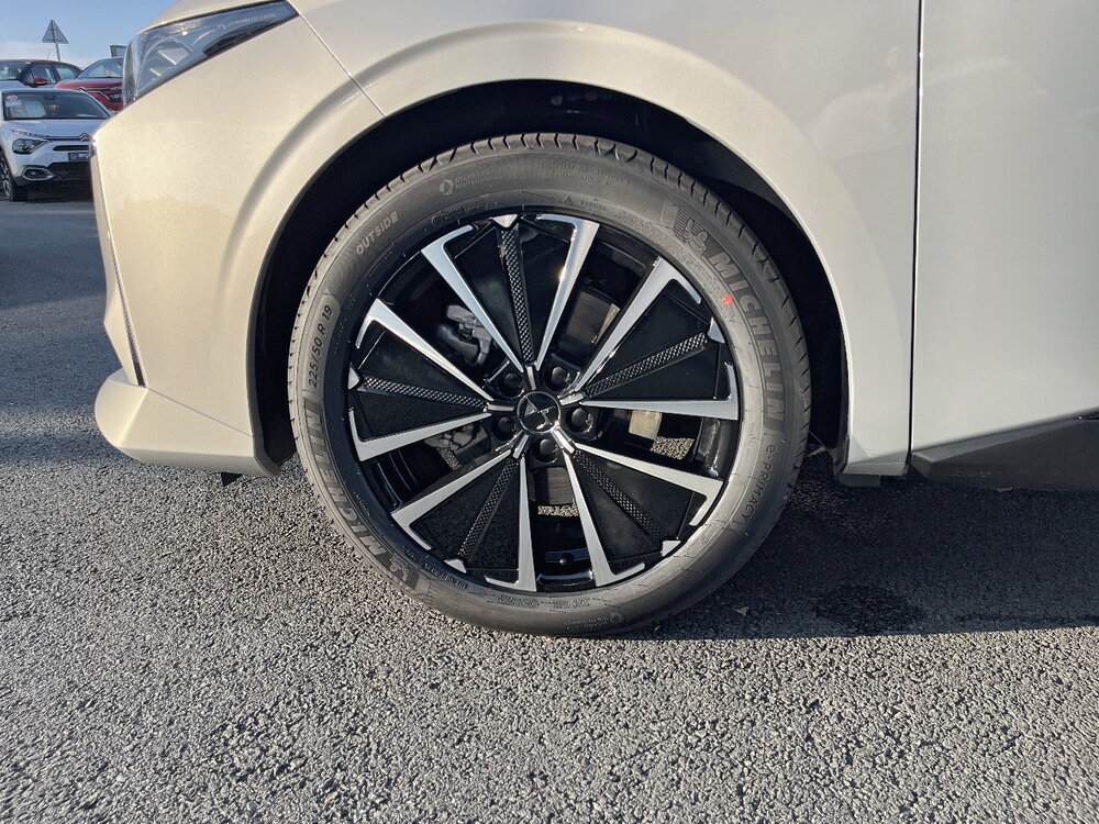Occasion DS DS4 N°4 E-Tense - Etoile - Alcantara