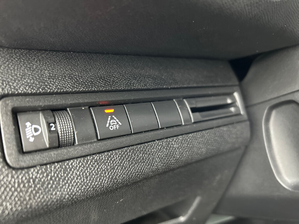 Occasion PEUGEOT 3008 3008 Hybrid 136 e-DCS6 - Active Pack