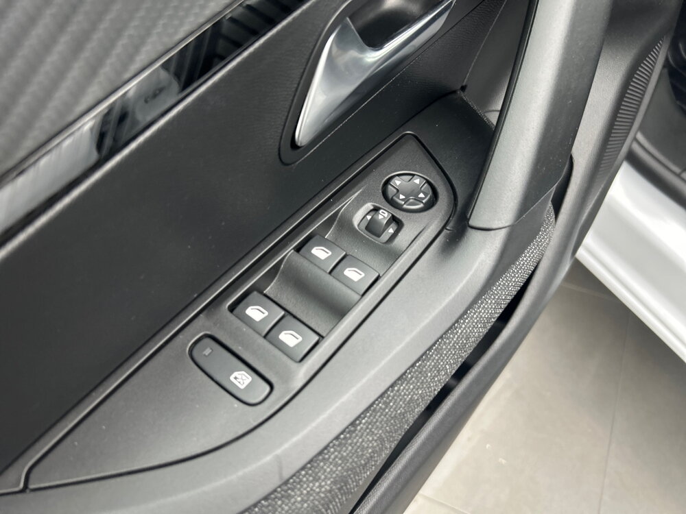 Occasion PEUGEOT 2008 2008 Hybrid 145 ch e-DCS6 - Style