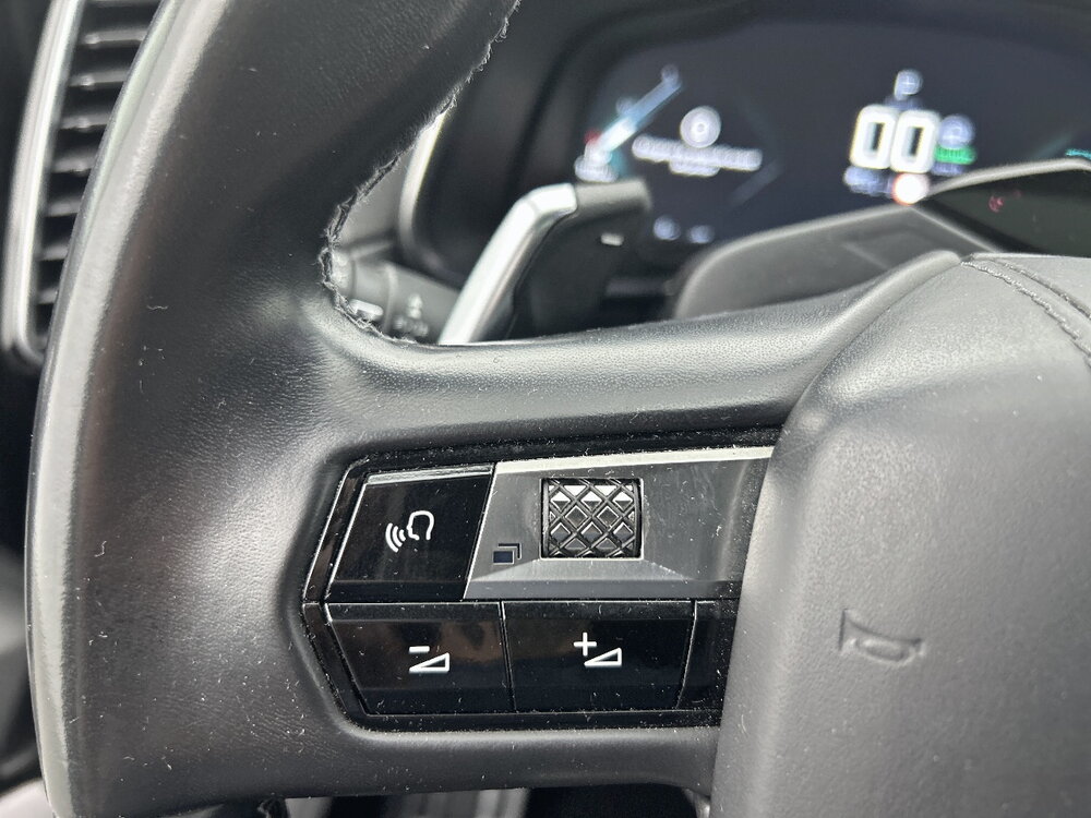 Occasion DS DS 7 Crossback DS7 Crossback Hybride E-Tense 300 EAT8 4x4 - Louvre