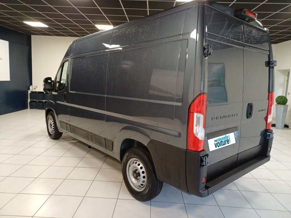 Occasion PEUGEOT Boxer BOXER FGN TOLE 3.5 T D L2H2 140 CH AUT.