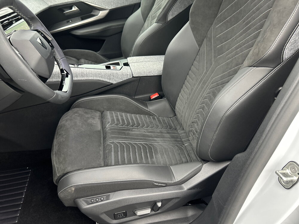 Occasion PEUGEOT 3008 3008 Electrique 210 ch 73 kWh - GT
