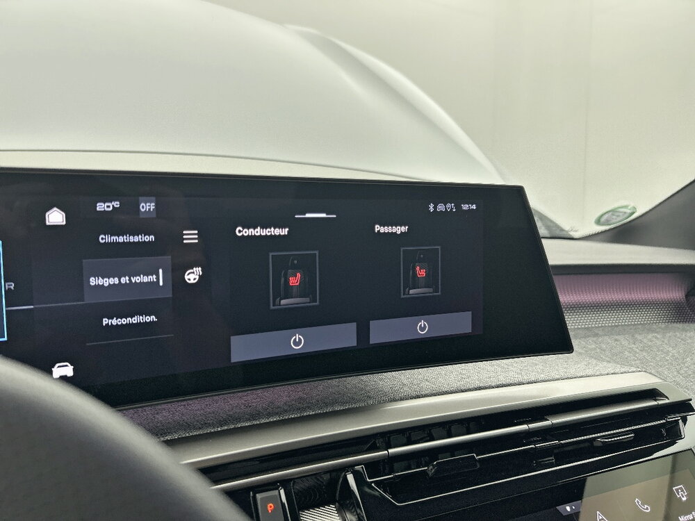Occasion PEUGEOT 3008 3008 Electrique 210 ch 73 kWh - GT