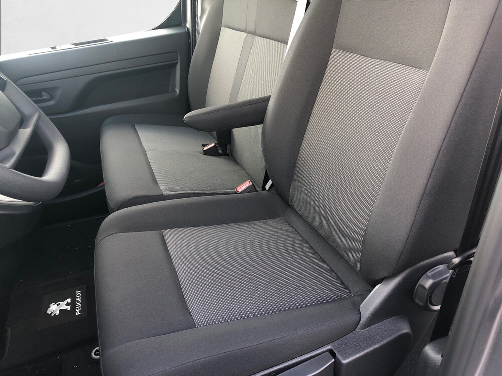 Occasion PEUGEOT Expert Expert Combi XL 2.2 Diesel 180 S&S EAT8