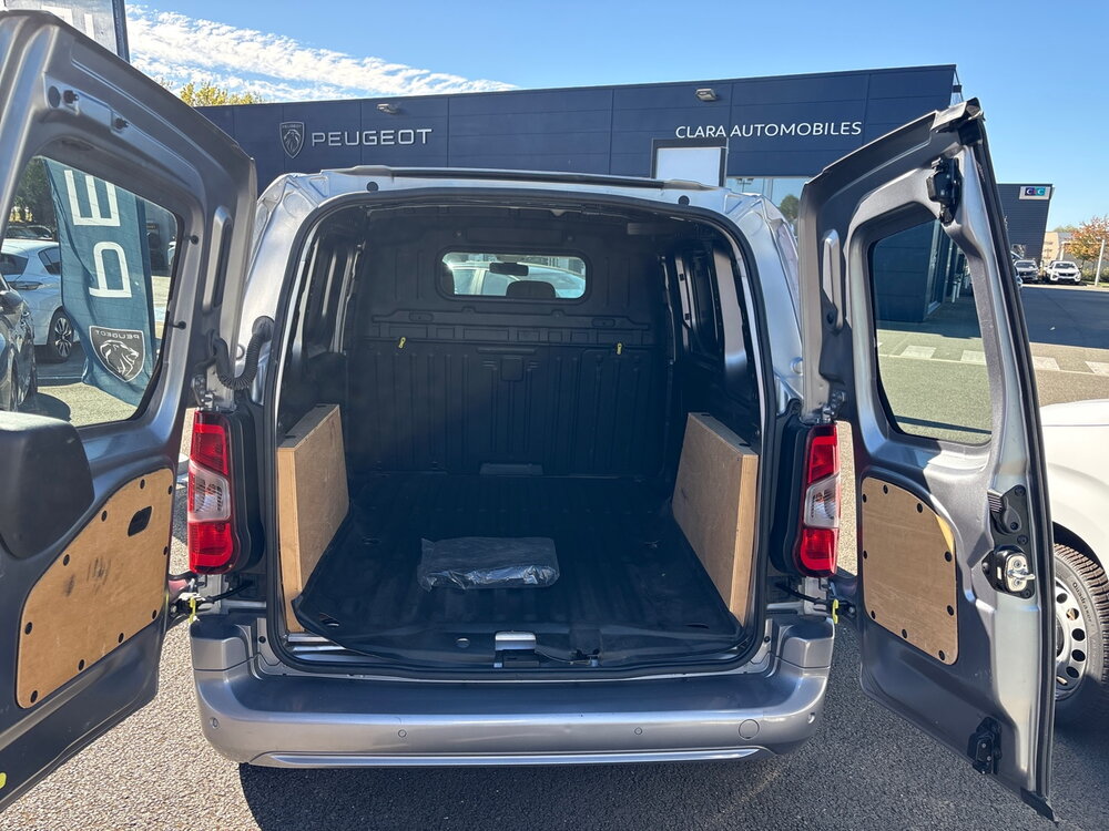 Occasion PEUGEOT Partner PARTNER FOURGON STANDARD 650 KG BLUEHDI 100 S&S BVM5 - PREMIUM