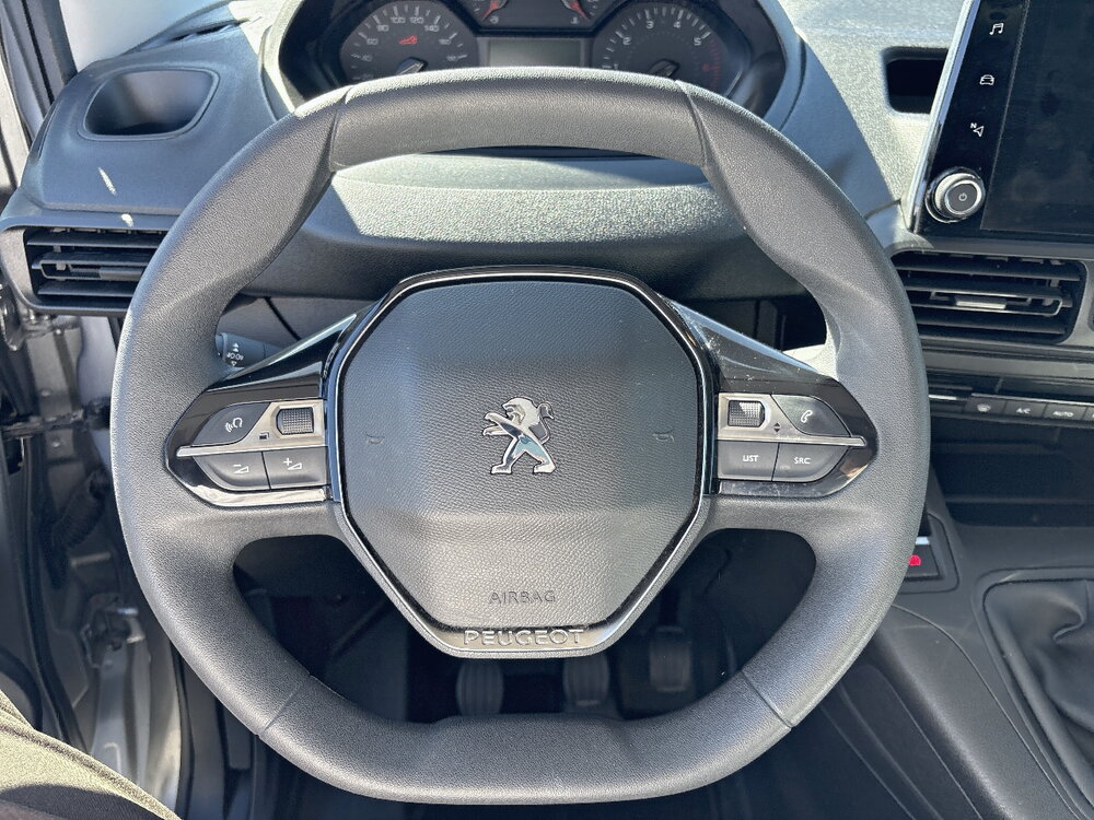Occasion PEUGEOT Partner PARTNER FOURGON STANDARD 650 KG BLUEHDI 100 S&S BVM5 - PREMIUM