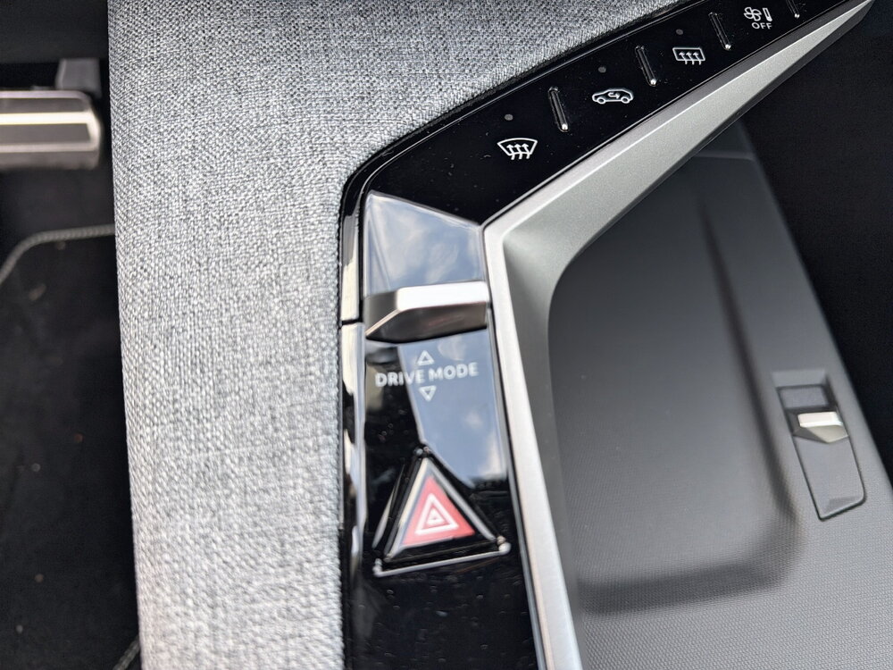 Occasion PEUGEOT 3008 3008 Hybrid 145 e-DCS6 - GT