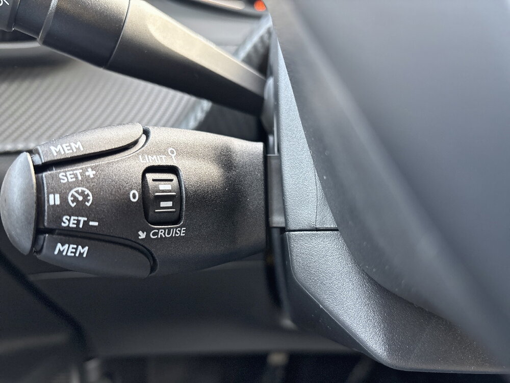 Occasion PEUGEOT 2008 2008 Turbo 100 ch BVM6 - Allure