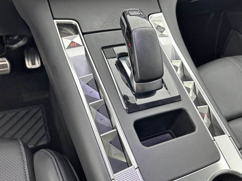Occasion DS DS 7 Crossback DS7 Crossback Hybride E-Tense 300 EAT8 4x4 - Louvre