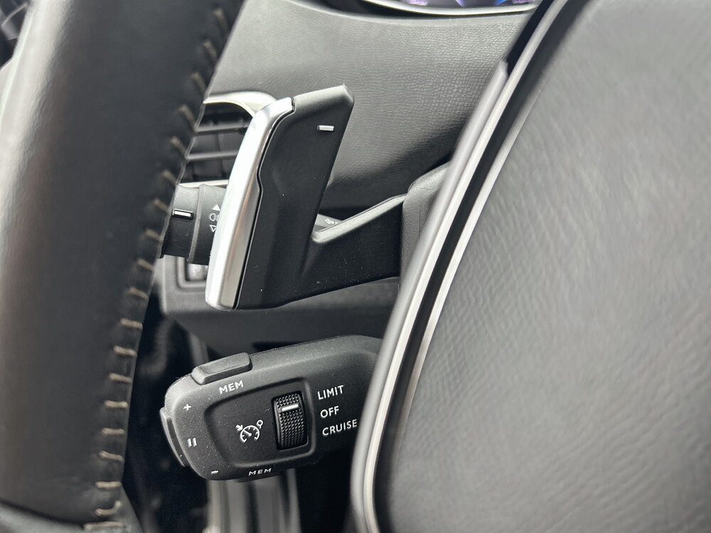 Occasion PEUGEOT 3008 3008 Hybrid 136 e-DCS6 - Active Pack