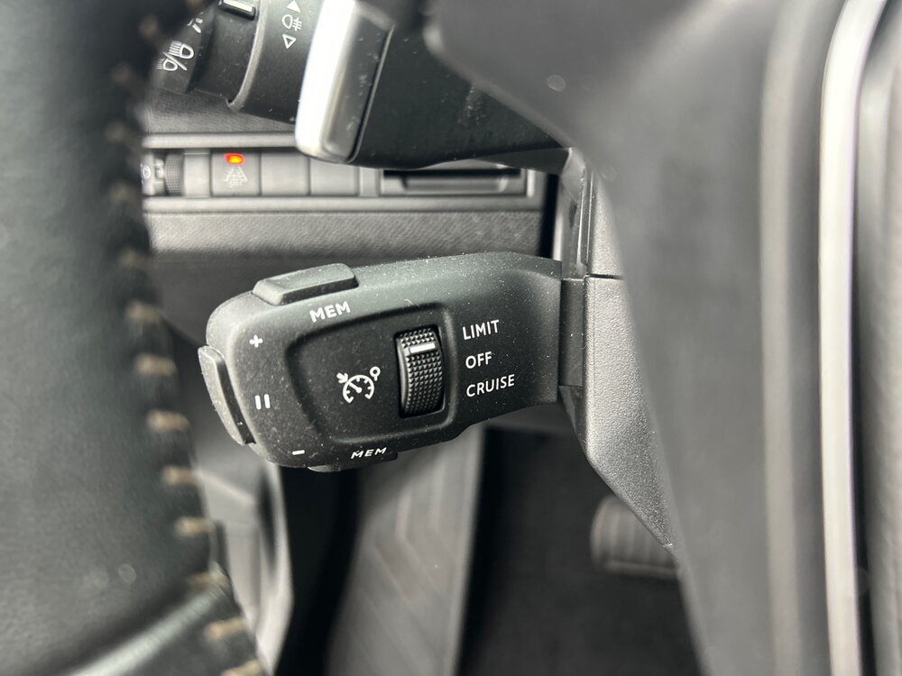 Occasion PEUGEOT 3008 3008 Hybrid 136 e-DCS6 - Active Pack