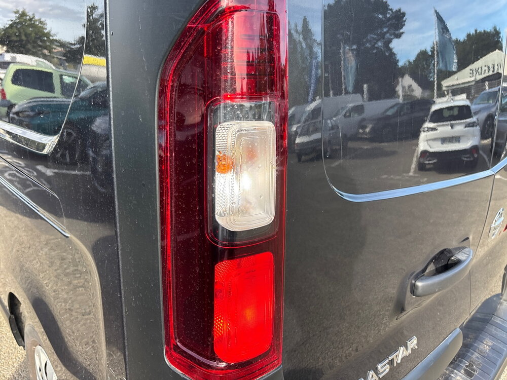 Occasion NISSAN nissan primastar fourgon PRIMASTAR CA L2H1 3T0 2.0 DCI 150 S/S DCT - N-CONNECTA