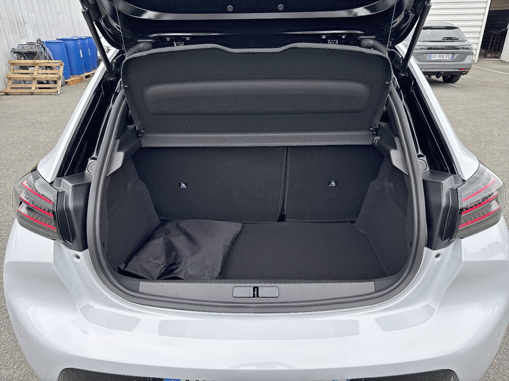 Occasion PEUGEOT 208 208 Electrique 136 ch 50 kWh - Envy