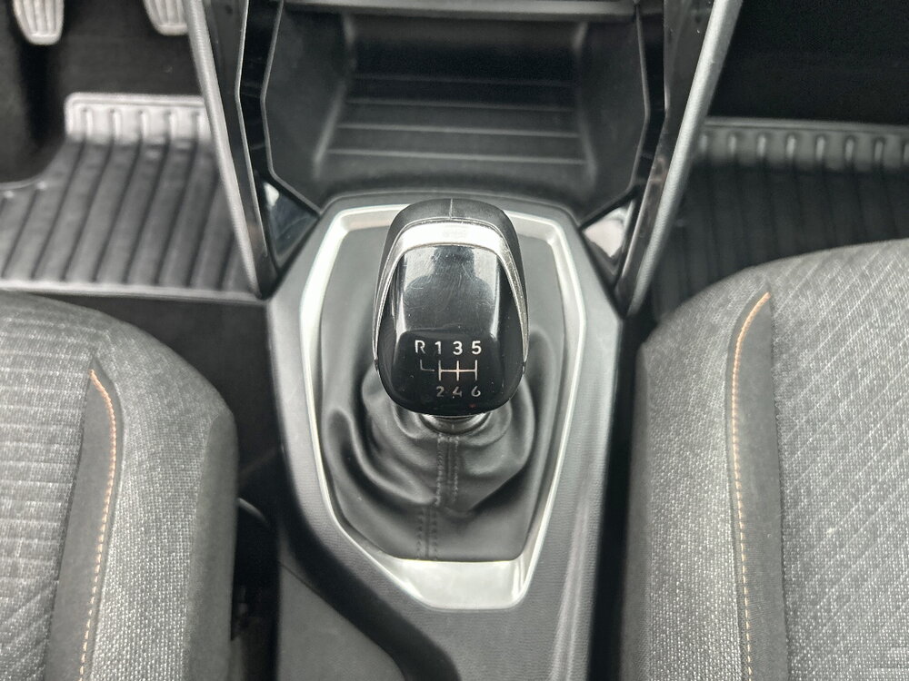 Occasion PEUGEOT 208 208 PureTech 100 S&S BVM6 - Active