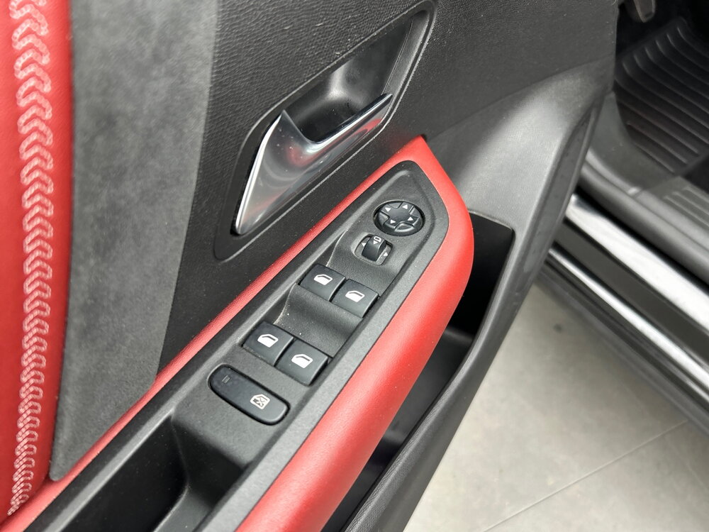 Occasion CITROEN C4 C4 PureTech 130 S&S BVM6 - Shine