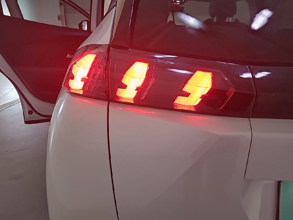 Occasion PEUGEOT 2008 2008 PureTech 130 S&S EAT8 - GT