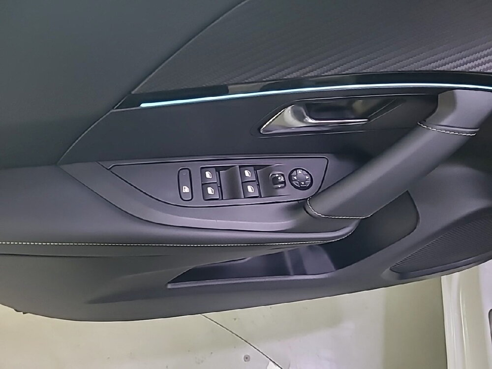 Occasion PEUGEOT 2008 2008 PureTech 130 S&S EAT8 - GT
