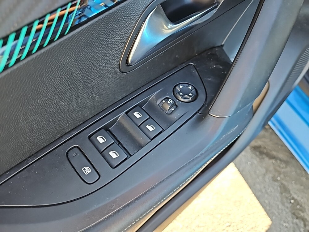 Occasion PEUGEOT 2008 2008 Electrique 136 ch - Allure Pack