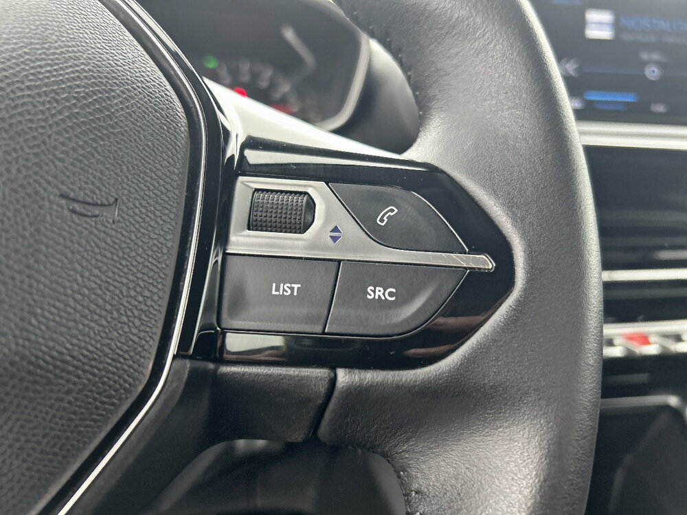 Occasion PEUGEOT 208 208 PureTech 100 S&S BVM6 - Active