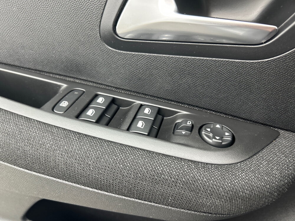 Occasion PEUGEOT 208 208 PureTech 100 S&S BVM6 - Active