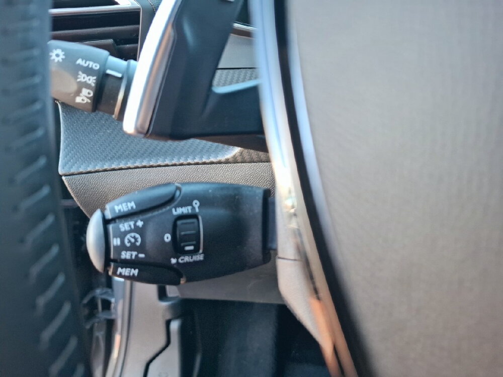 Occasion PEUGEOT 2008 2008 Hybrid 145 e-DCS6 - ENVY