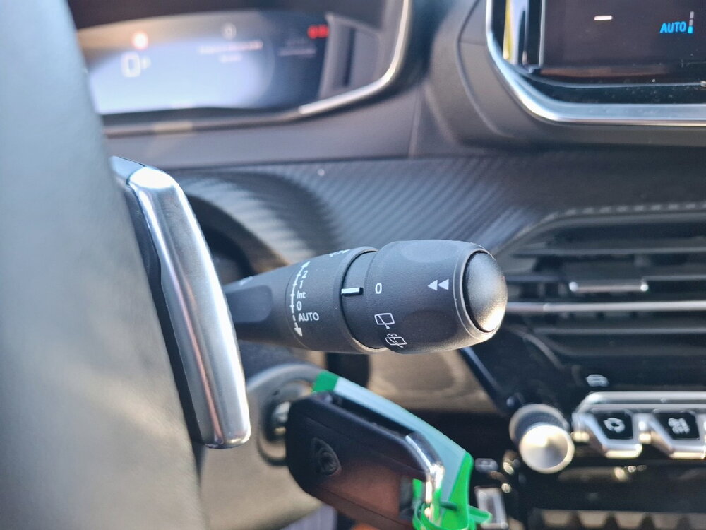 Occasion PEUGEOT 2008 2008 Hybrid 145 e-DCS6 - ENVY