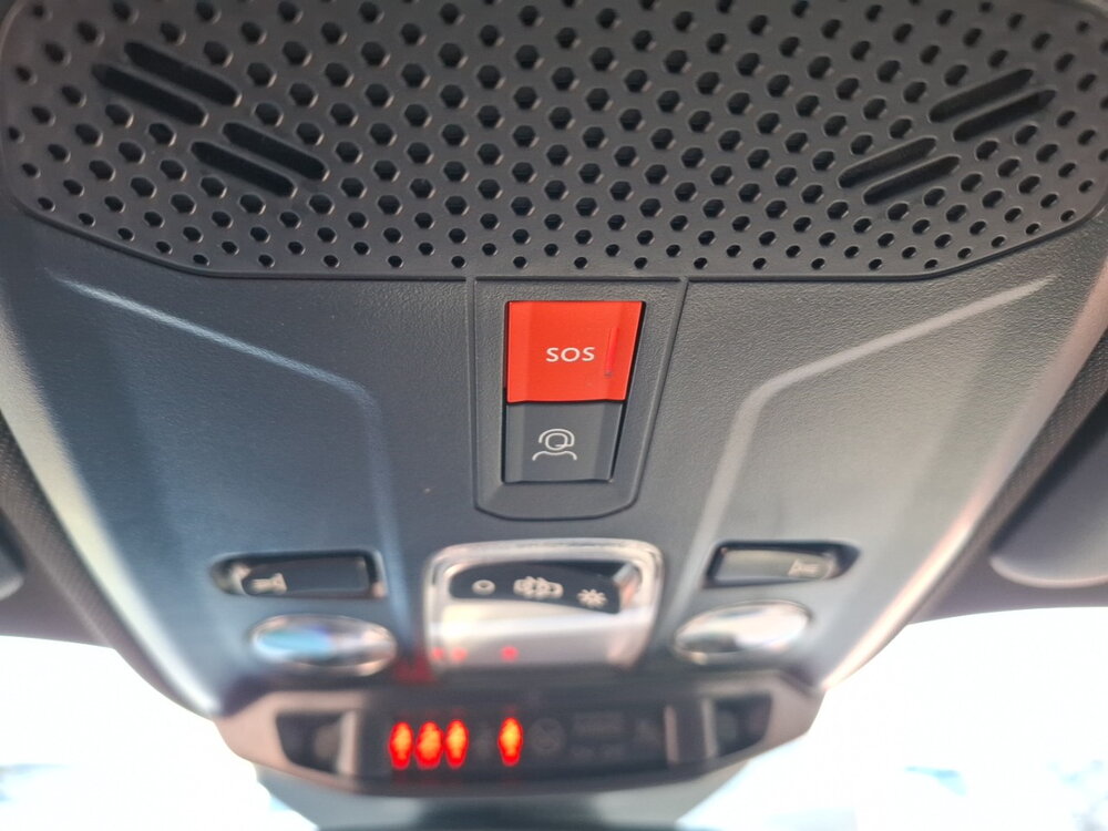 Occasion PEUGEOT 2008 2008 Hybrid 145 e-DCS6 - ENVY