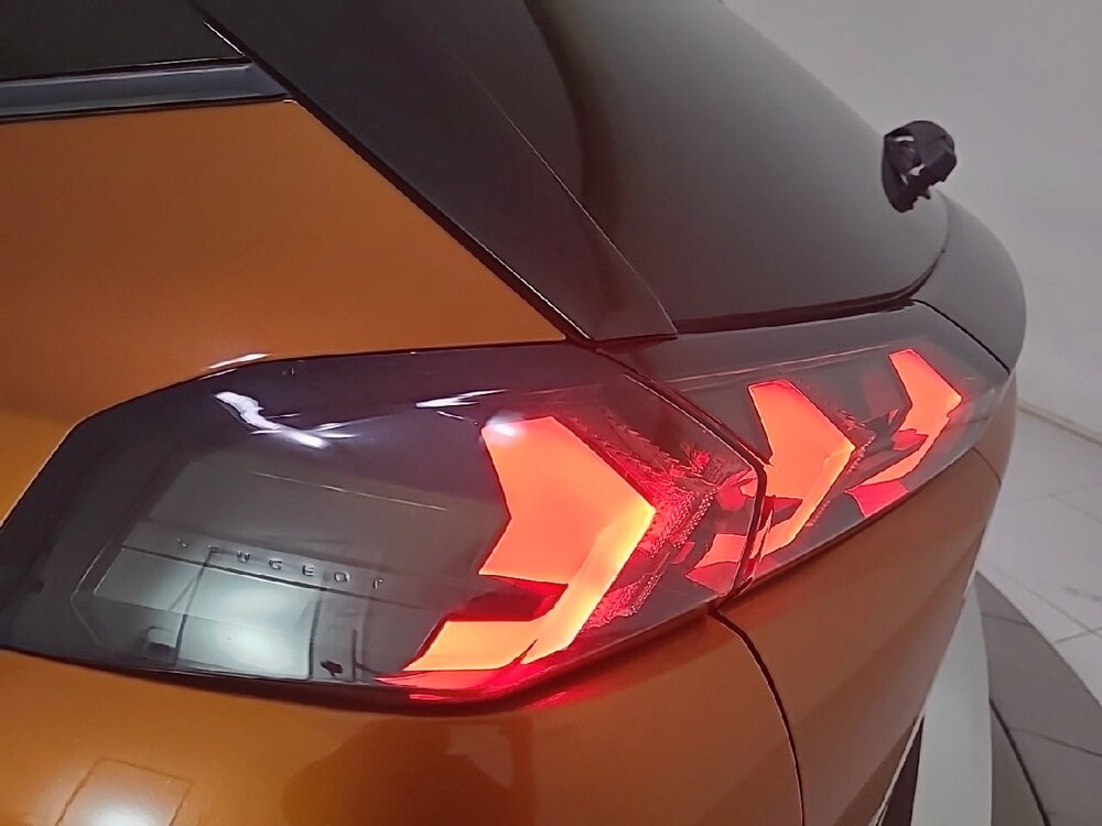 Occasion PEUGEOT 2008 2008 Electrique 136 ch - Allure