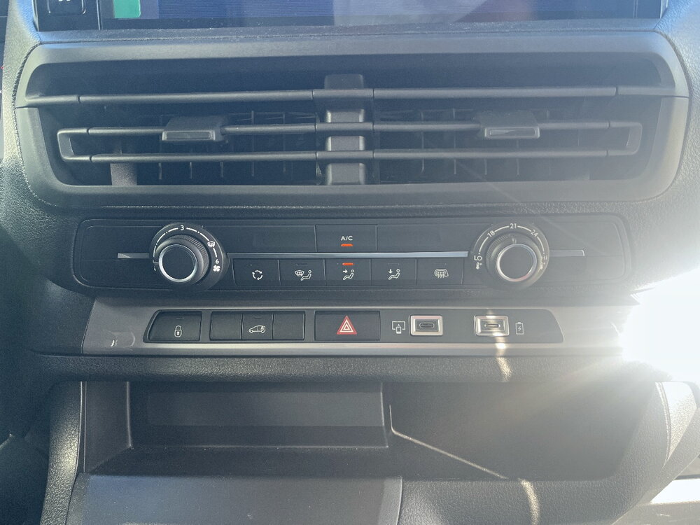 Occasion OPEL Vivaro VIVARO FGN DIESEL 150 CH XL MANUELLE