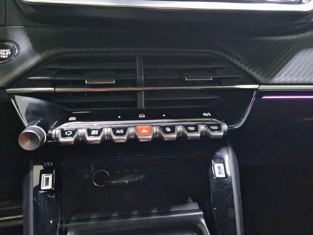 Occasion PEUGEOT 2008 2008 Hybrid 145 ch e-DCS6 - GT