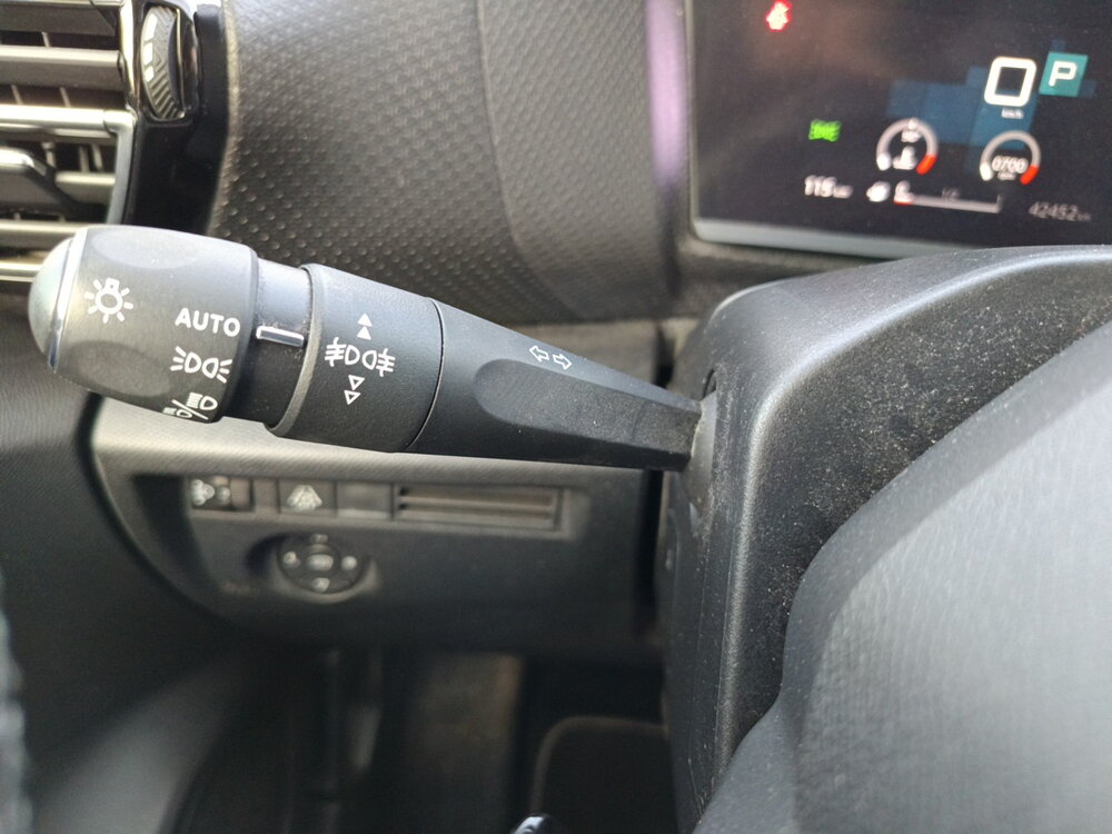 Occasion CITROEN C4 C4 PureTech 130 S&S EAT8 - Shine Pack
