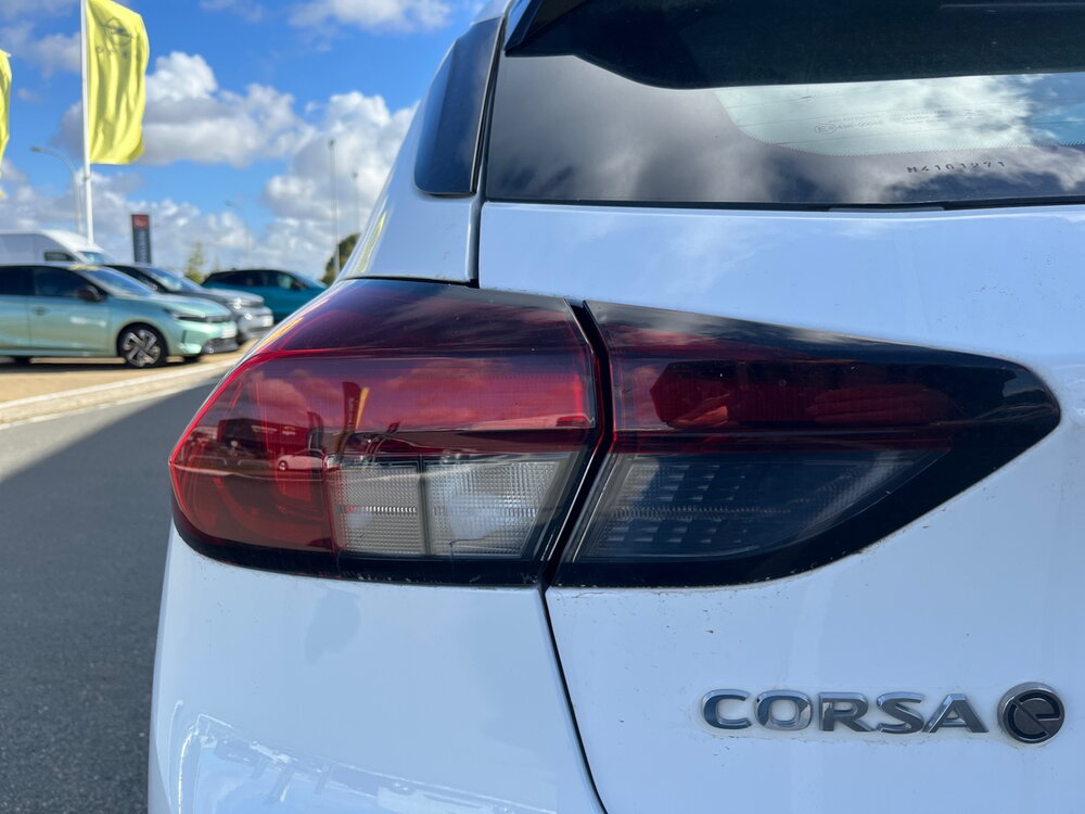 Occasion OPEL Corsa Corsa Electrique 136 ch & Batterie 50 kw/h - Elegance