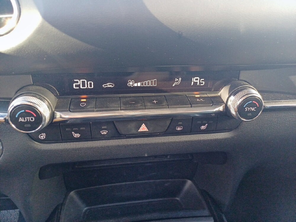 Occasion MAZDA CX-30 CX-30 2.0L SKYACTIV-G M Hybrid 122 ch 4x2 BVM6 - Inspiration