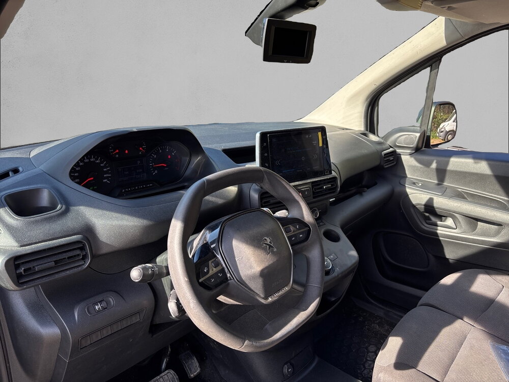 Occasion PEUGEOT Partner PARTNER FOURGON STANDARD 650 KG BLUEHDI 130 S&S EAT8 - ASPHALT