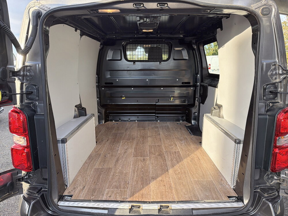 Occasion PEUGEOT Expert EXPERT FGN TOLE COMPACT BLUEHDI 145 S&S EAT8 - URBAN