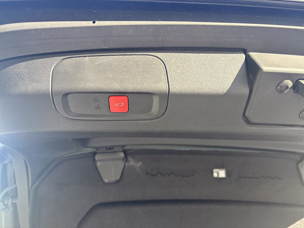 Occasion PEUGEOT 408 408 Hybrid 145 e-DCS6 - GT Exclusive