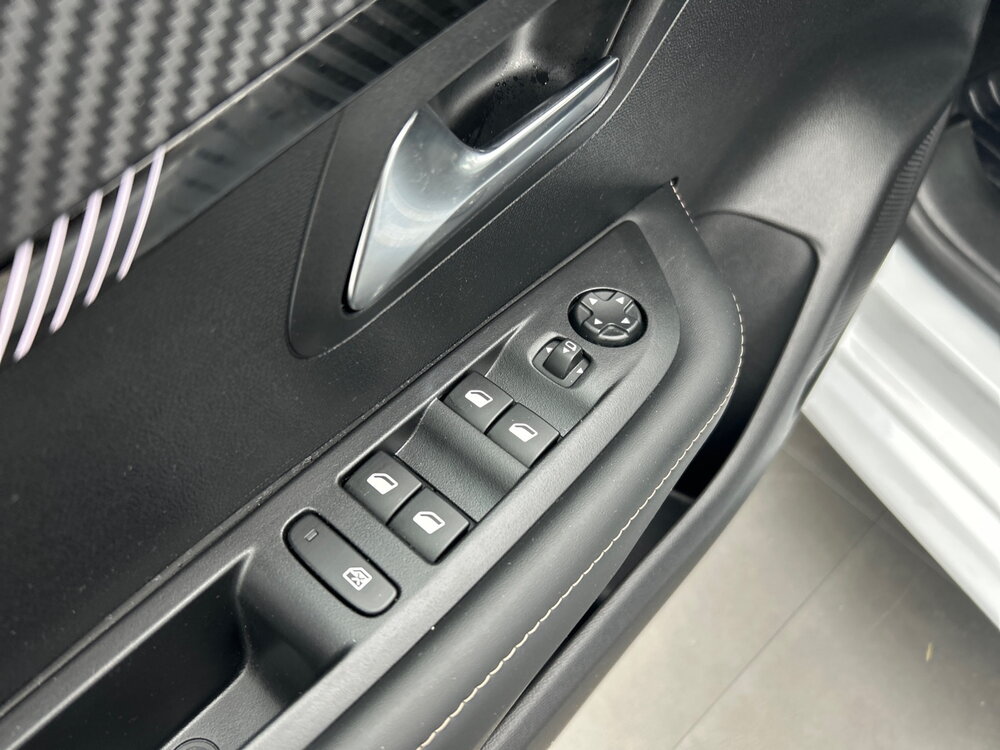 Occasion PEUGEOT 208 208 Hybrid 145 ch e-DCS6 - Allure