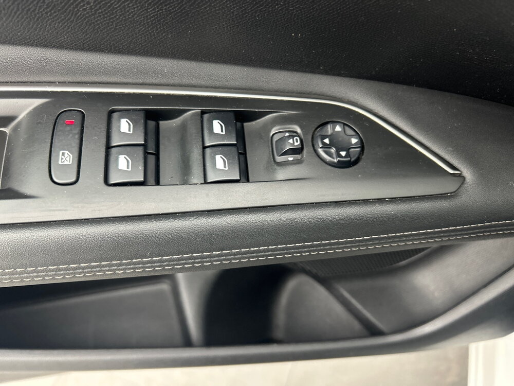 Occasion PEUGEOT 3008 3008 Puretech 130ch S&S EAT8 - Allure Business