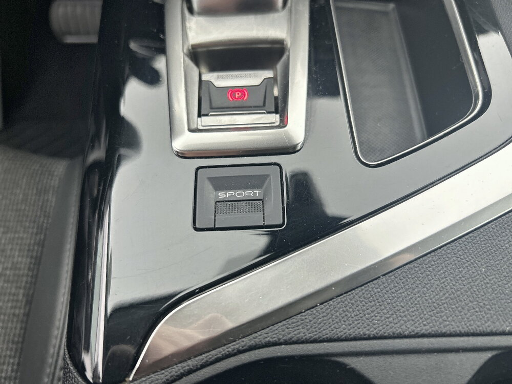 Occasion PEUGEOT 3008 3008 Puretech 130ch S&S EAT8 - Allure Business